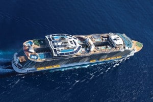 AMCA_Oasis of the Seas aerial view_72 dpi