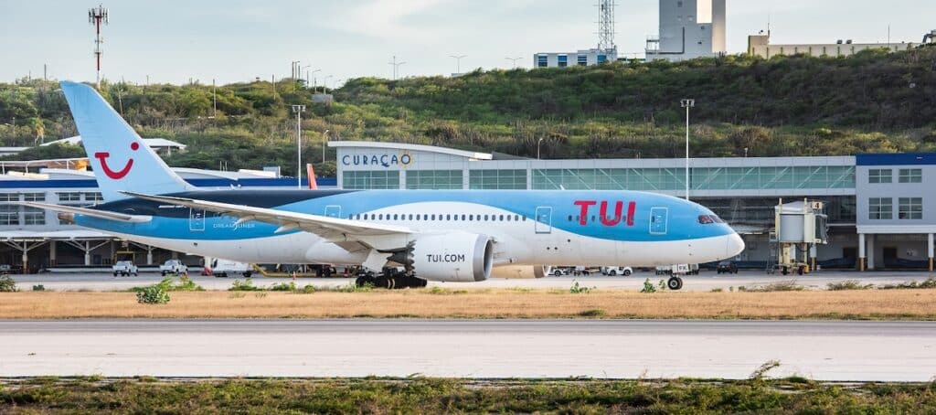 TUI fly