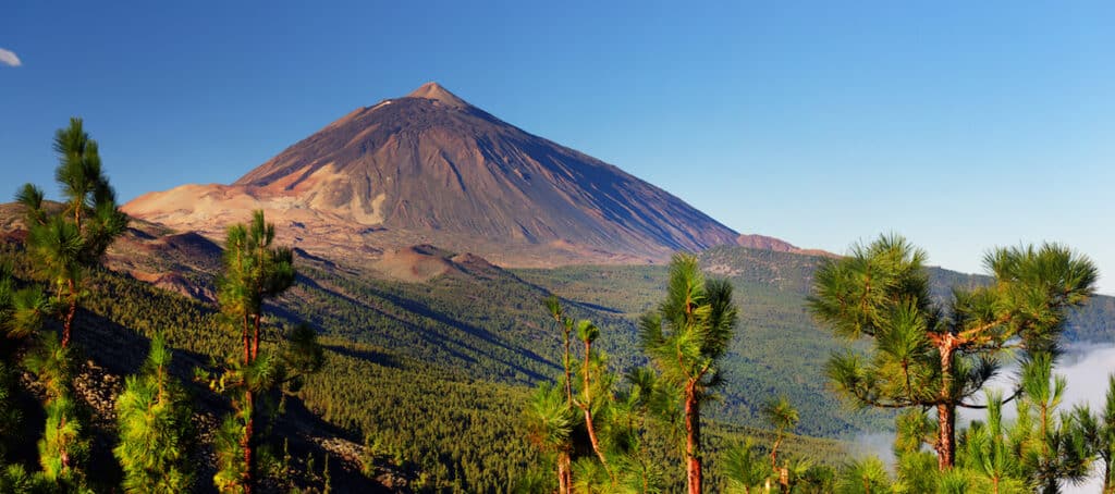 De Teide op Tenerife is de grootste vulkaan van Spanje, en de derde hoogste vulkanische structuur ter wereld.