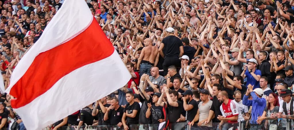 Woekerprijzen voor finale Ajax in Stockholm