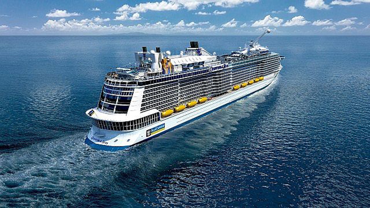Quantum of the Seas te water